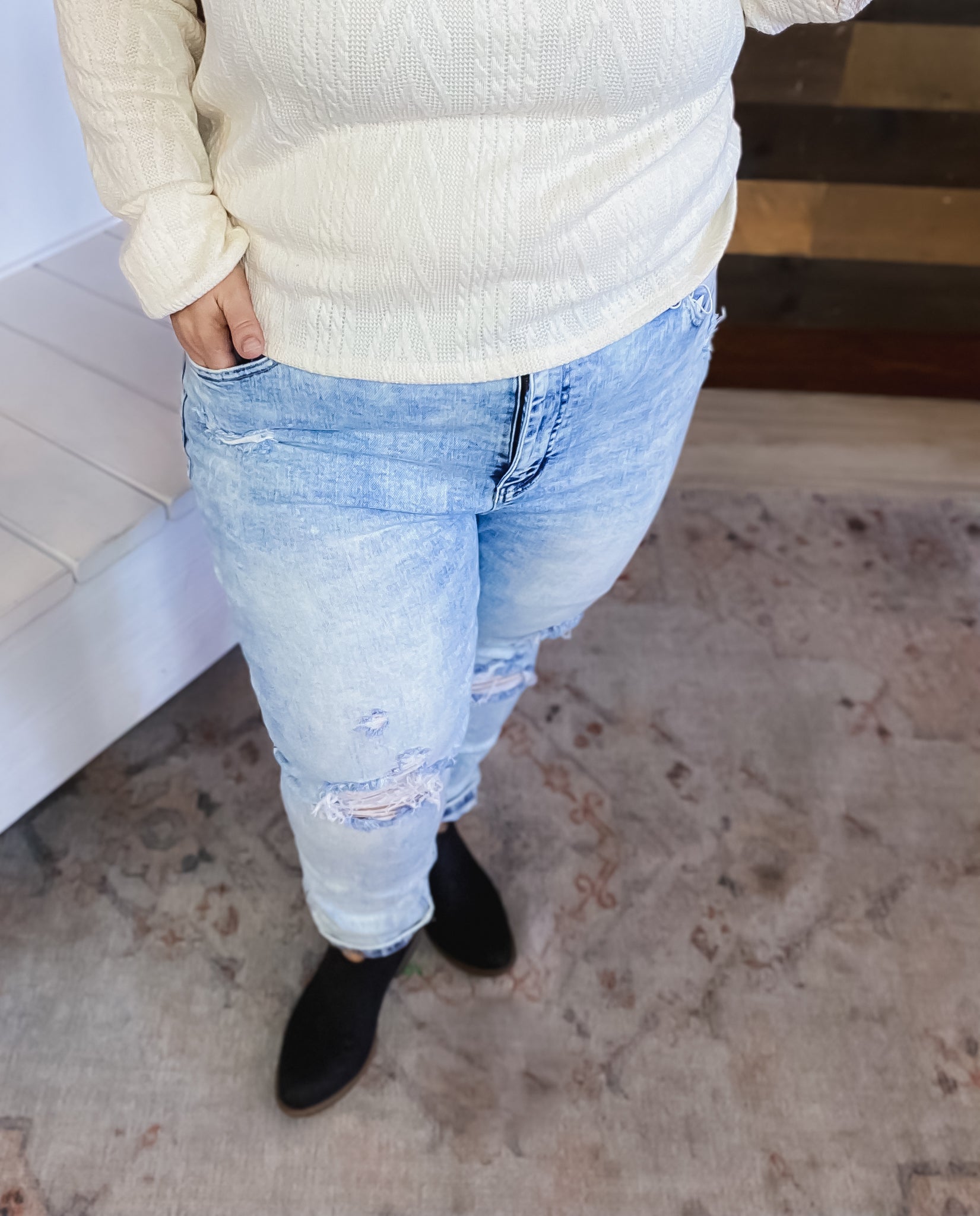 Tony Distressed Ankle Skinny Jeans