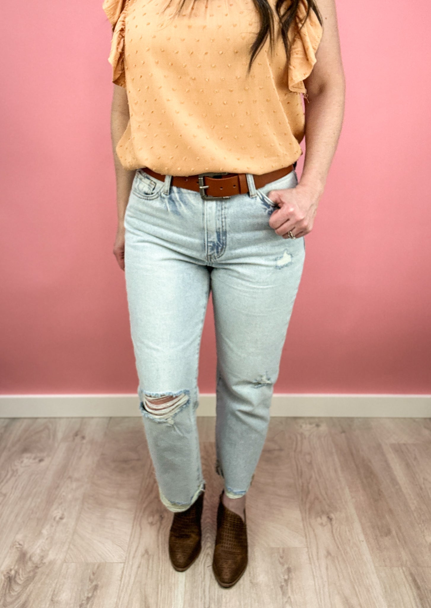 Conner Relaxed Cuff Straight Jean